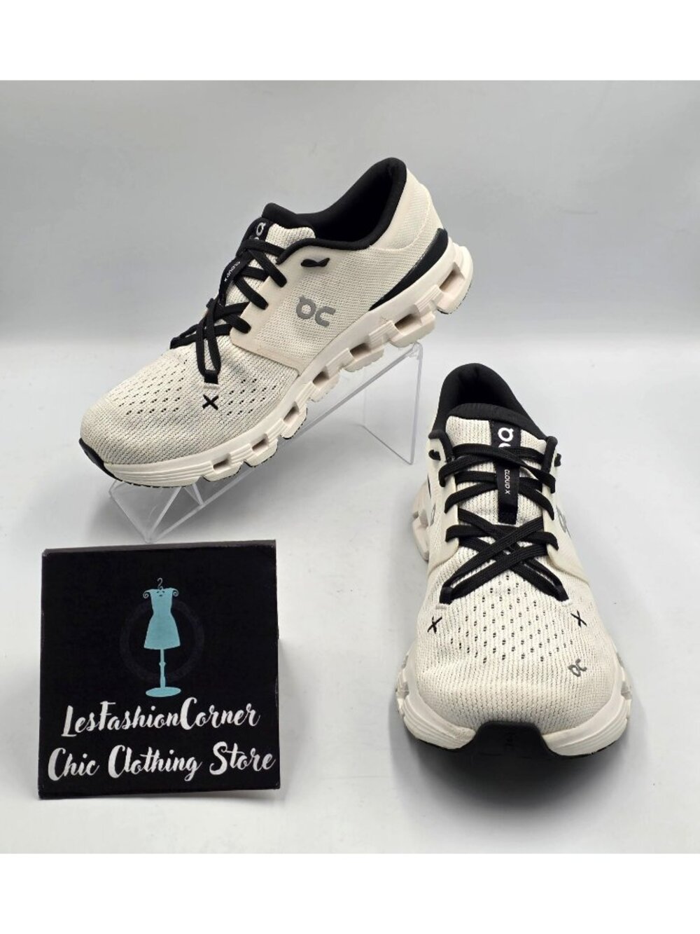 On Cloud X4 Women's White Black Lightweight Athletic Running Sneakers Sz 9 3899